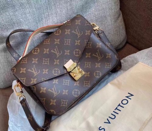 Louis Vuitton Pochette Metis M44875 Monogram photo review