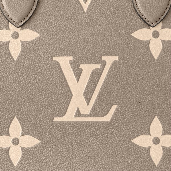 Louis Vuitton OnTheGo MM M45494 Dove Cream