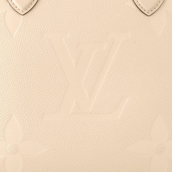 Louis Vuitton OnTheGo MM M46531 Crème Beige