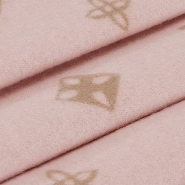 Louis Vuitton M79543 Pink Precious Dragon Reykjavik Scarf