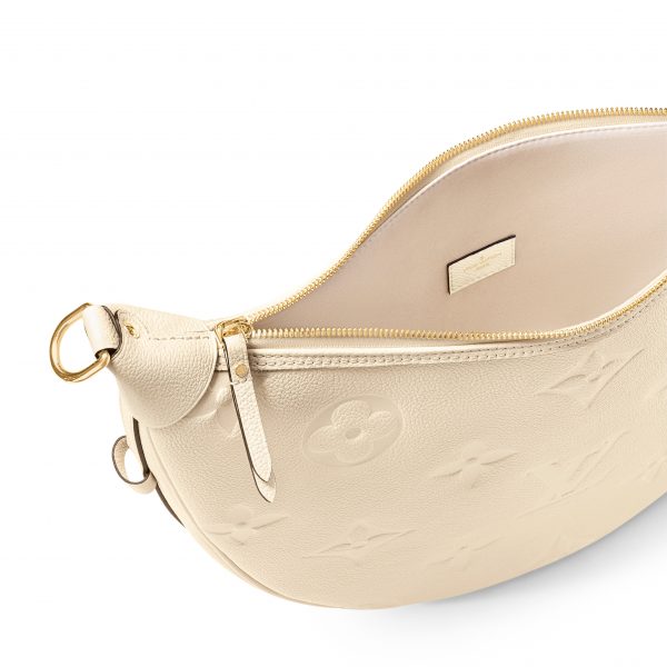 Louis Vuitton M46739 Loop Hobo Cream