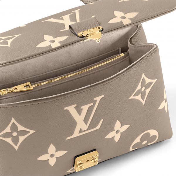 Louis Vuitton M46041 Madeleine MM Dove Gray