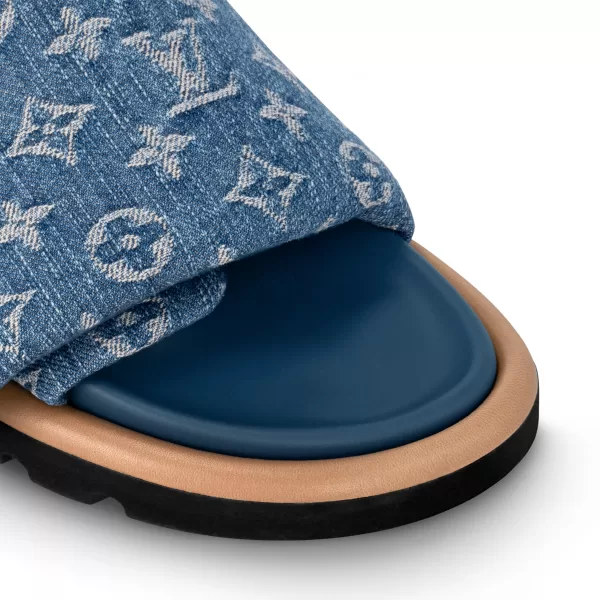 Louis Vuitton 1ACJVH Pool Pillow Flat Comfort Mule enim Blue